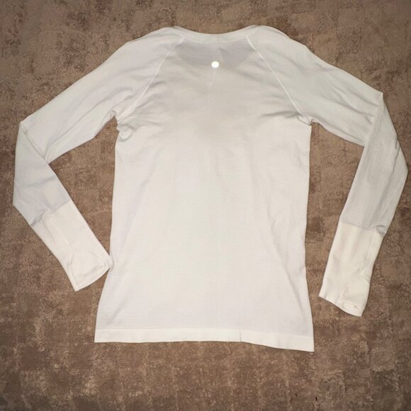EXCELLENT Lululemon Swiftly Tech Long Sleeve Top Running Shirt 2.0 White 8 - Picture 6 of 8